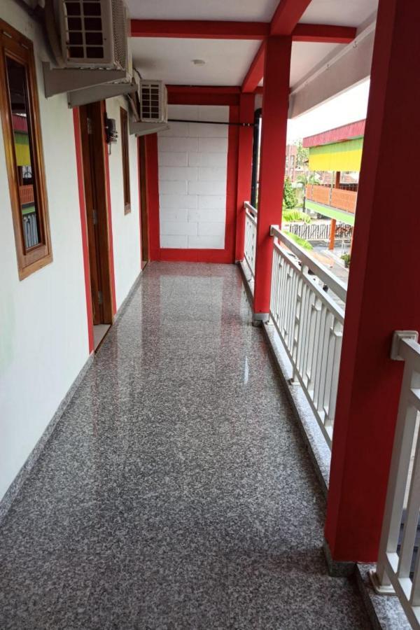 Harmony House Syariah Near Alun Alun Pati Mitra Reddoorz Hotel Eksteriør billede