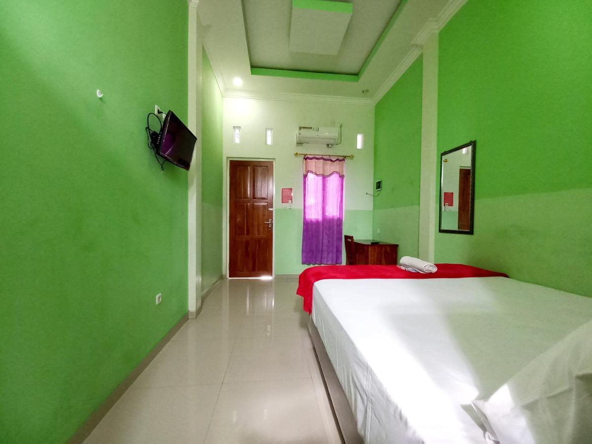 Harmony House Syariah Near Alun Alun Pati Mitra Reddoorz Hotel Eksteriør billede