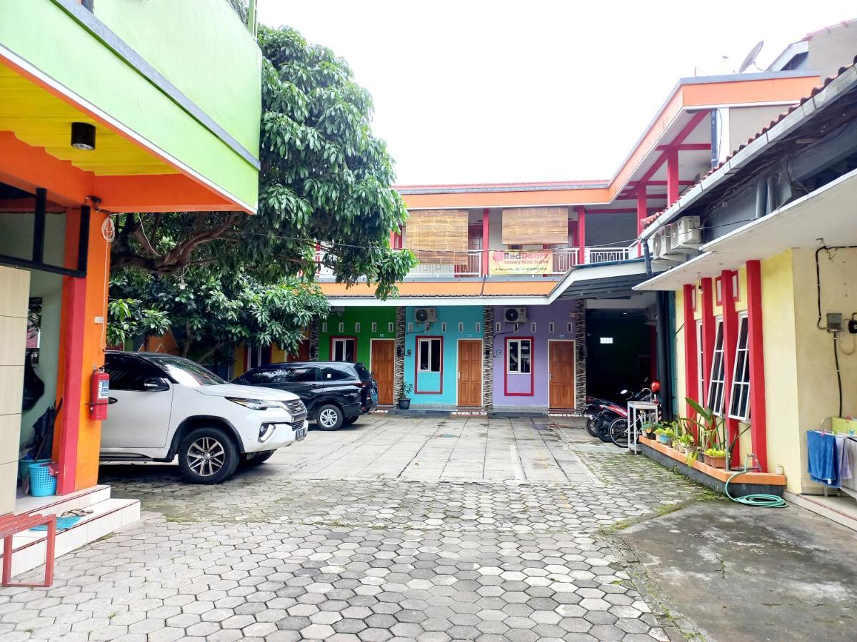 Harmony House Syariah Near Alun Alun Pati Mitra Reddoorz Hotel Eksteriør billede