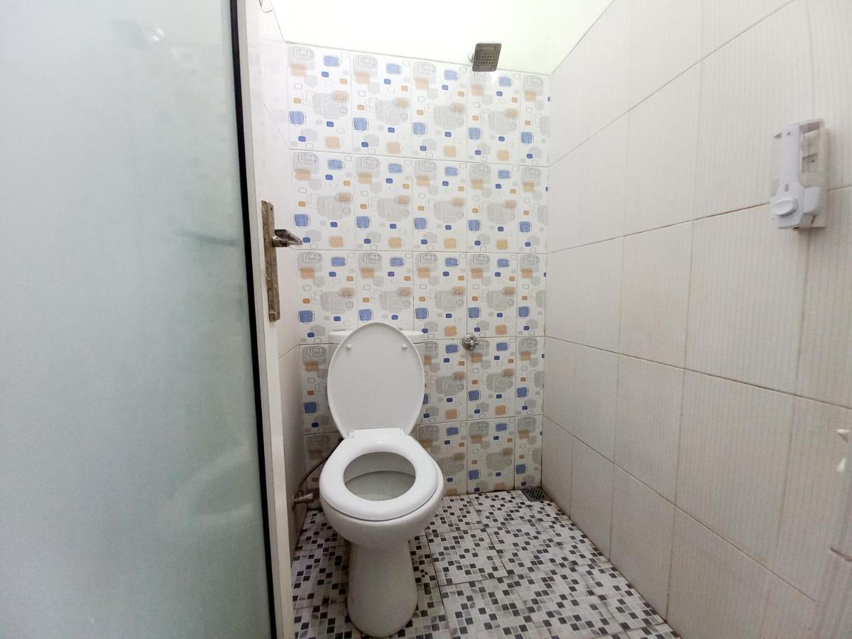 Harmony House Syariah Near Alun Alun Pati Mitra Reddoorz Hotel Eksteriør billede